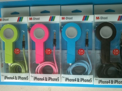 M-SHOOT自拍器 为iPhone4与iPhone5量身定制的摄影伴侣